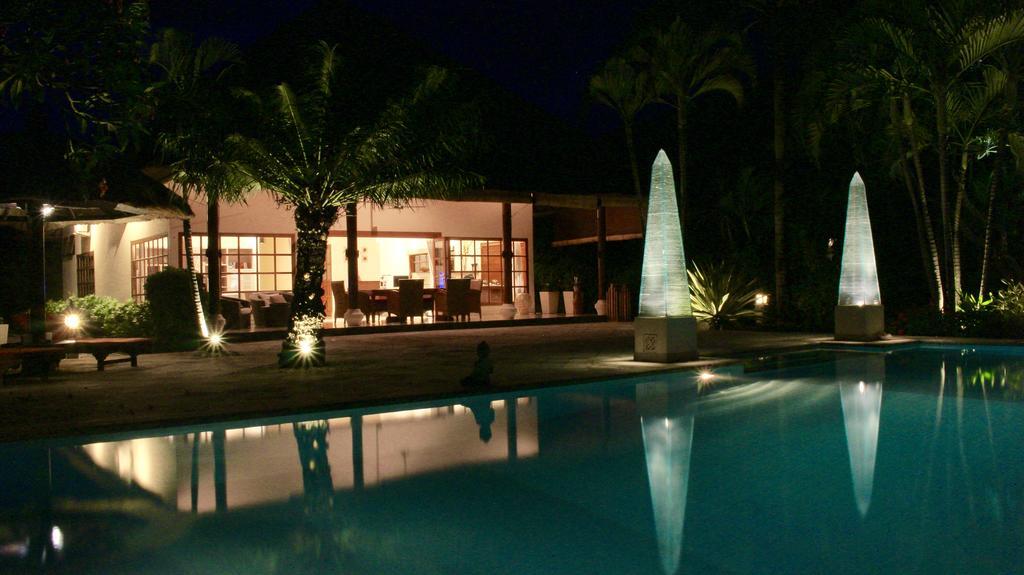 Villa Surgawi โลวินา ภายนอก รูปภาพ