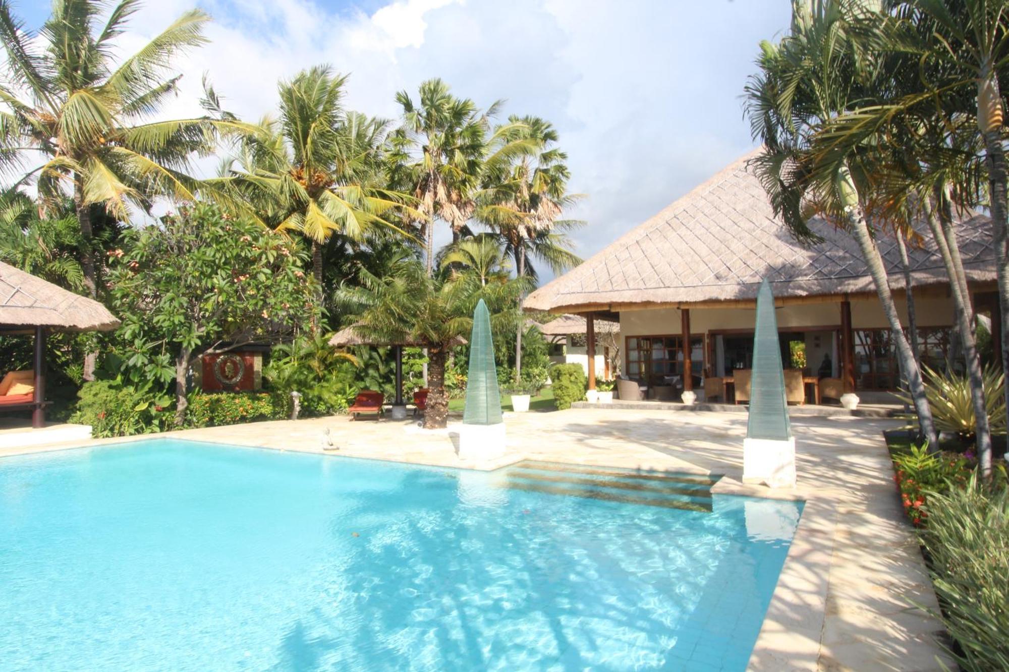 Villa Surgawi โลวินา ภายนอก รูปภาพ